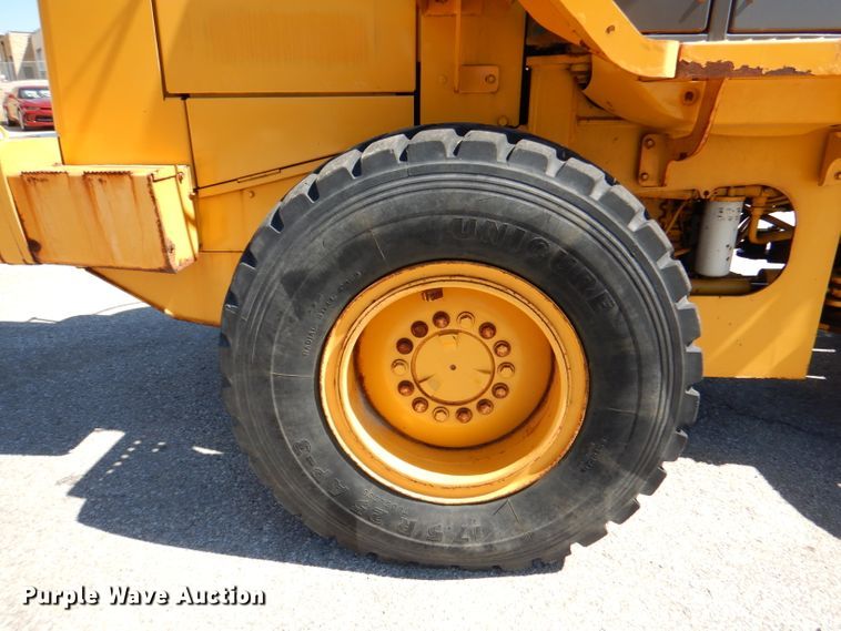 image for item DL3062 2003 John Deere 444H  wheel loader