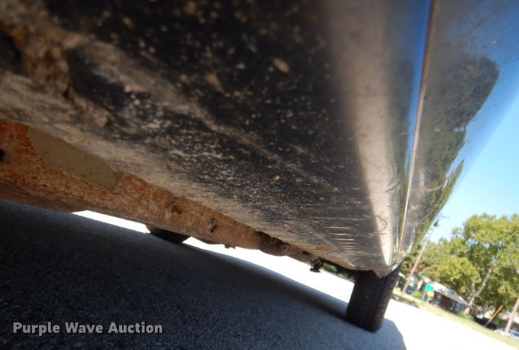 image for item DL3064 2002 Chevrolet Silverado 1500  pickup truck