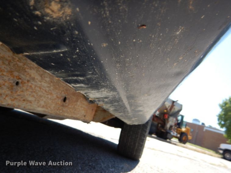 image for item DL3064 2002 Chevrolet Silverado 1500  pickup truck