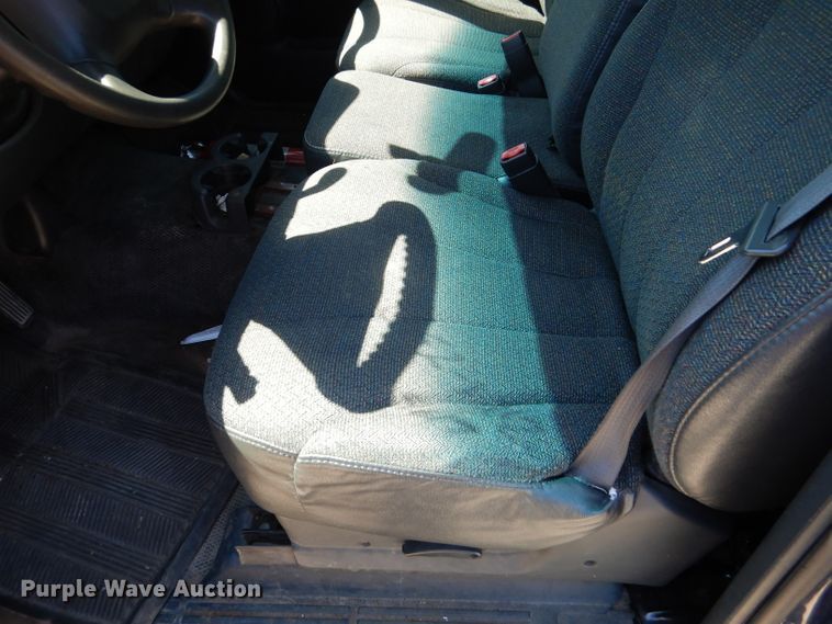 image for item DL3064 2002 Chevrolet Silverado 1500  pickup truck