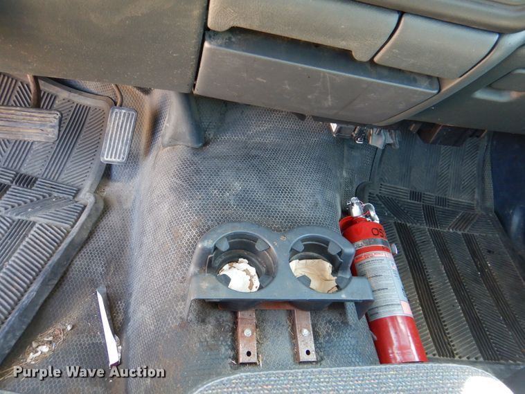 image for item DL3064 2002 Chevrolet Silverado 1500  pickup truck