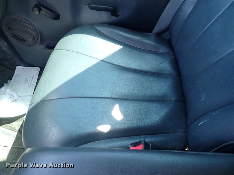 image for item DN2062 2002 Chevrolet Suburban 1500  SUV