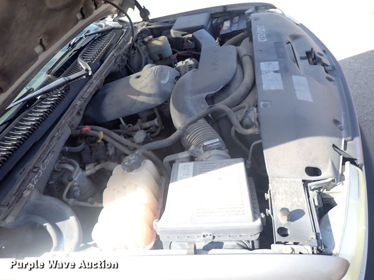 image for item DN2062 2002 Chevrolet Suburban 1500  SUV