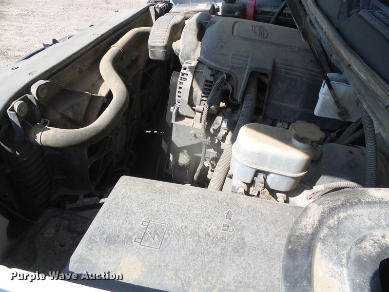 image for item GP9498 2008 Chevrolet Suburban LS  SUV