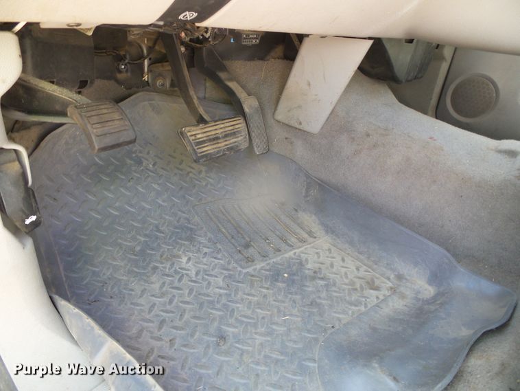 image for item GP9498 2008 Chevrolet Suburban LS  SUV