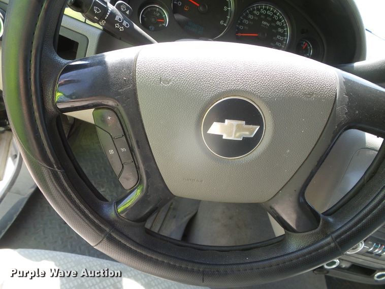 image for item GP9498 2008 Chevrolet Suburban LS  SUV