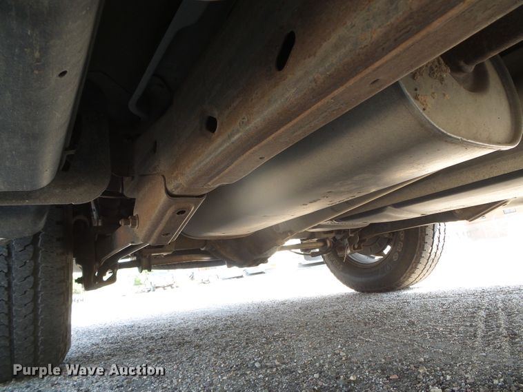 image for item GP9498 2008 Chevrolet Suburban LS  SUV