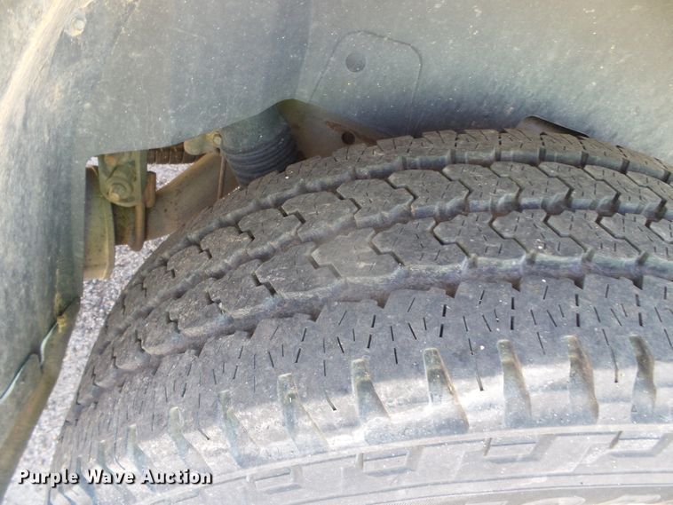 image for item GP9498 2008 Chevrolet Suburban LS  SUV