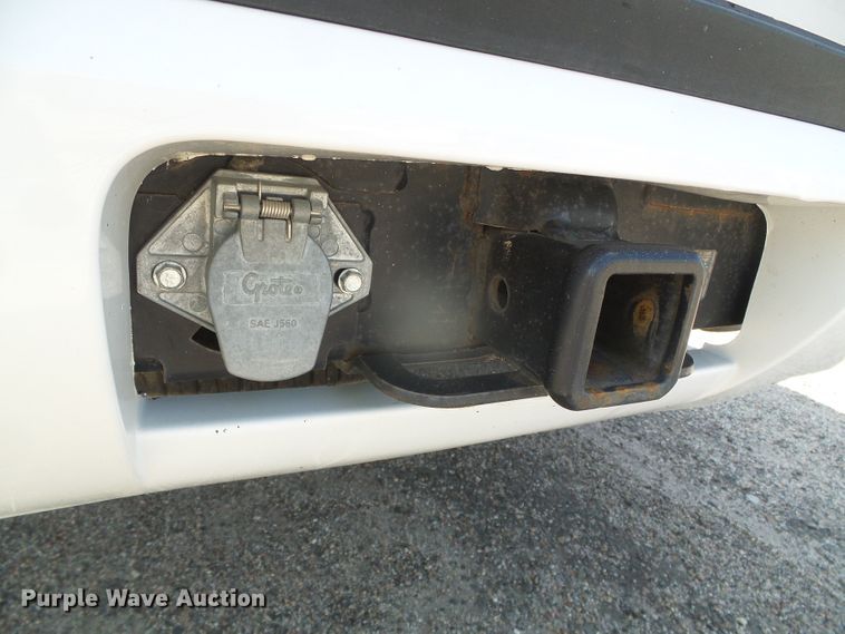 image for item GP9498 2008 Chevrolet Suburban LS  SUV