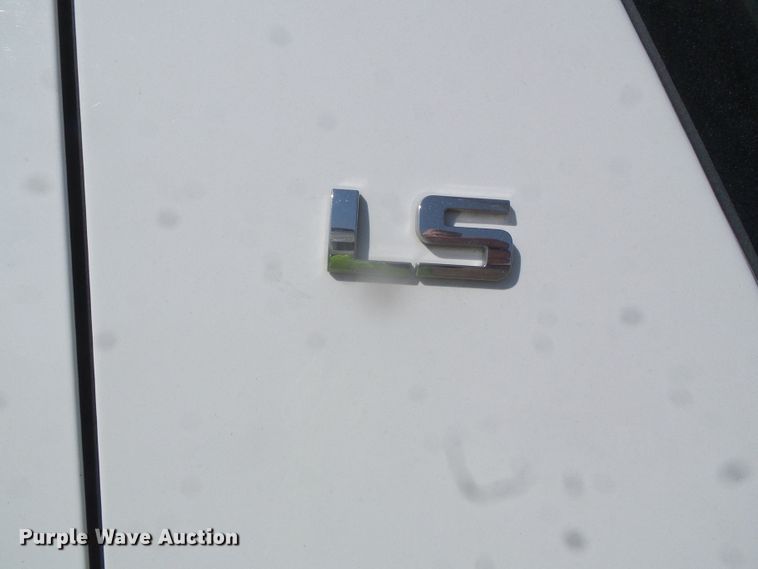 image for item GP9498 2008 Chevrolet Suburban LS  SUV