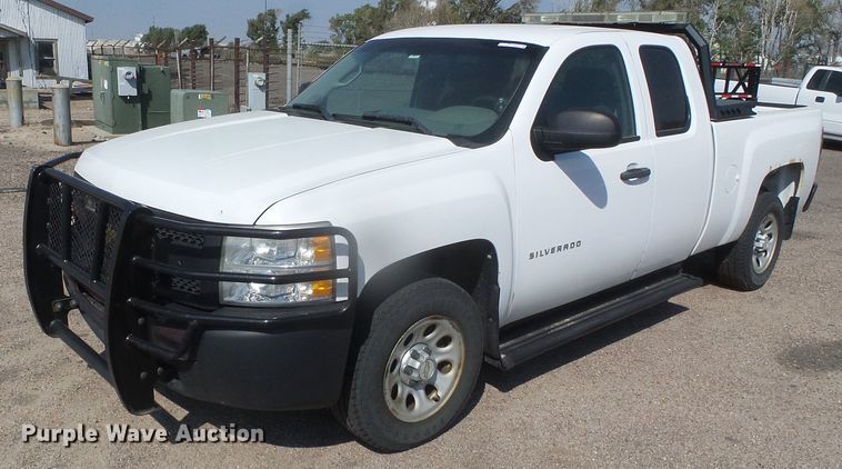 image for item GP9500 2011 Chevrolet Silverado 1500  Ext. Cab pickup truck