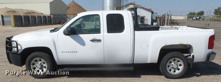 image for item GP9500 2011 Chevrolet Silverado 1500  Ext. Cab pickup truck