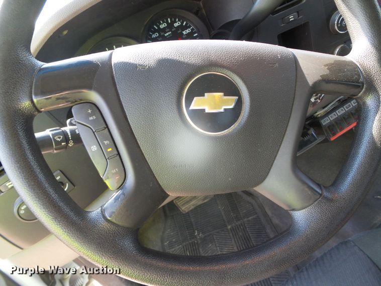 image for item GP9500 2011 Chevrolet Silverado 1500  Ext. Cab pickup truck