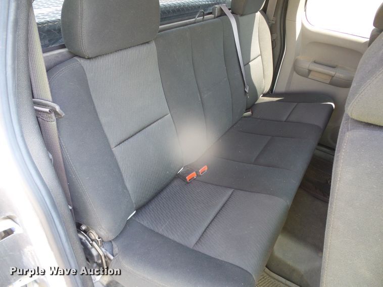 image for item GP9500 2011 Chevrolet Silverado 1500  Ext. Cab pickup truck