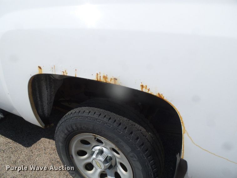 image for item GP9500 2011 Chevrolet Silverado 1500  Ext. Cab pickup truck