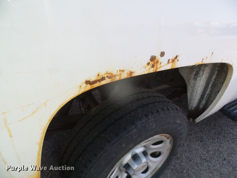 image for item GP9500 2011 Chevrolet Silverado 1500  Ext. Cab pickup truck