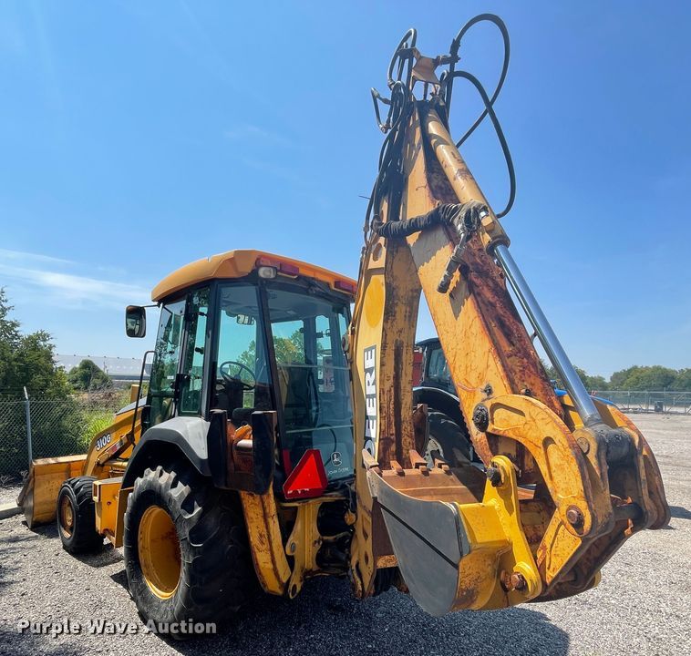 image for item JQ9638 2003 John Deere 310G  backhoe