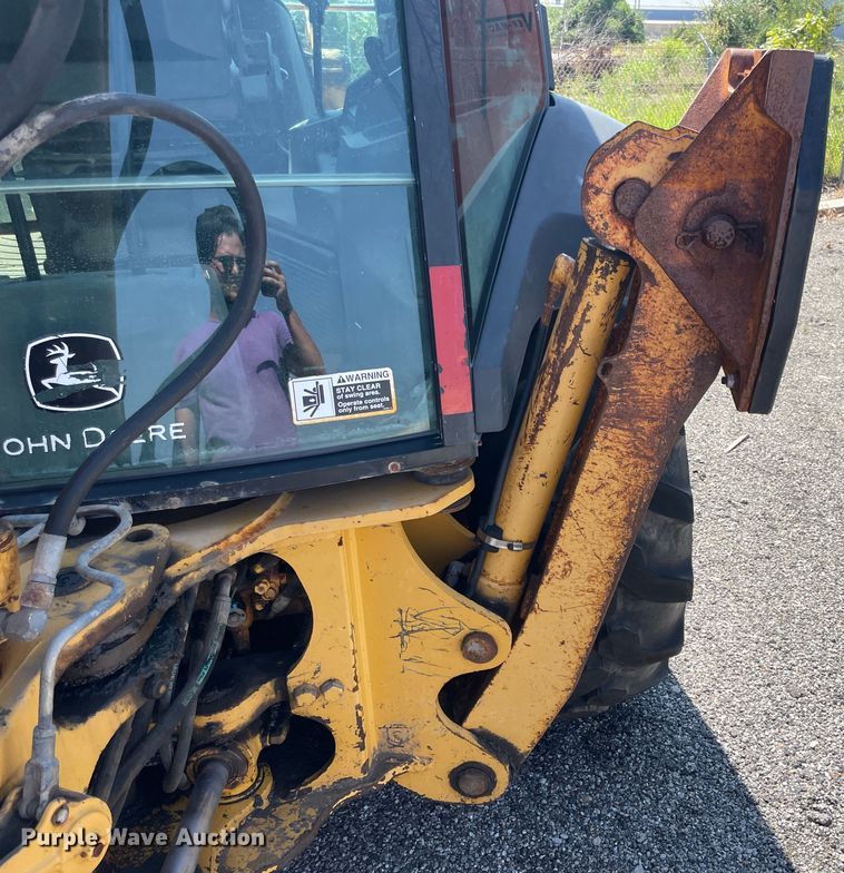 image for item JQ9638 2003 John Deere 310G  backhoe