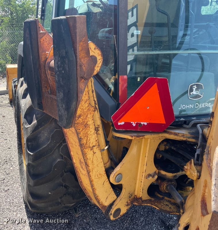image for item JQ9638 2003 John Deere 310G  backhoe