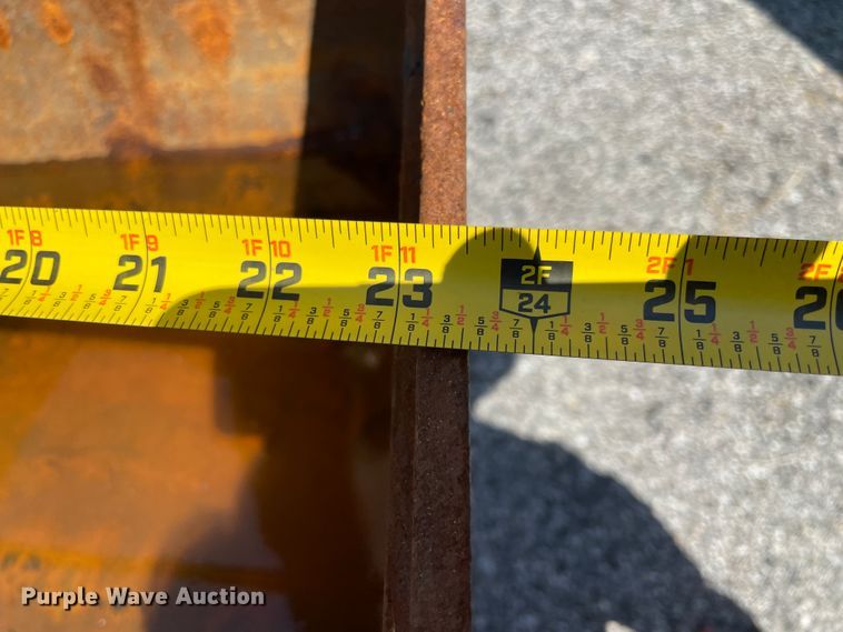 image for item JQ9638 2003 John Deere 310G  backhoe