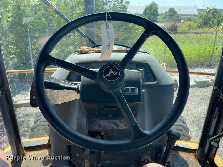 image for item JQ9638 2003 John Deere 310G  backhoe