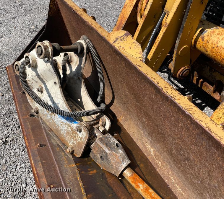 image for item JQ9638 2003 John Deere 310G  backhoe