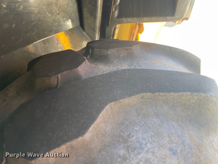 image for item JQ9638 2003 John Deere 310G  backhoe