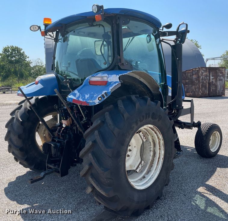 image for item JQ9639 2009 New Holland T6020  tractor