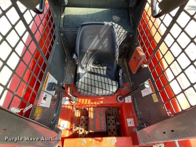 image for item JQ9640 1999 Gehl 5635DX  skid steer loader