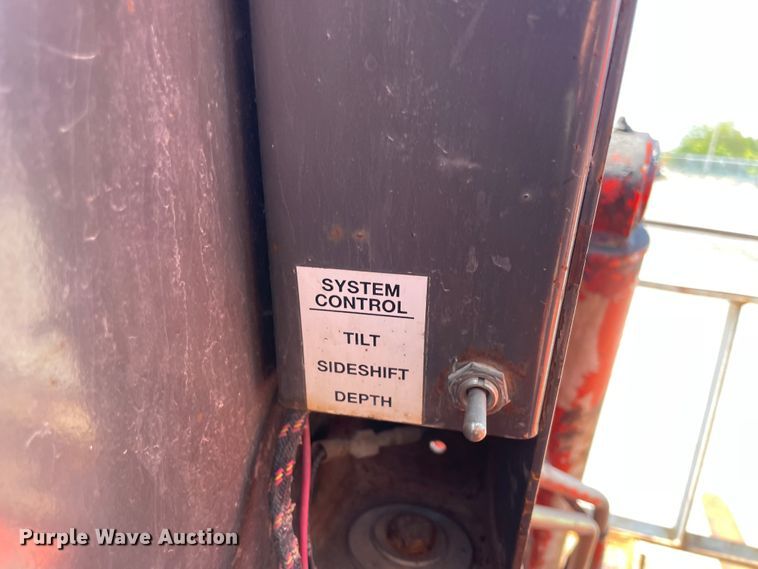 image for item JQ9640 1999 Gehl 5635DX  skid steer loader