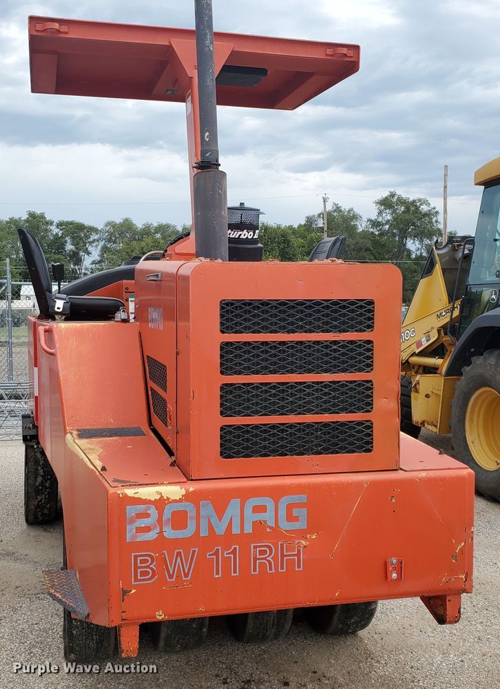 image for item KK9238 2000 Bomag BW11RH  pneumatic roller