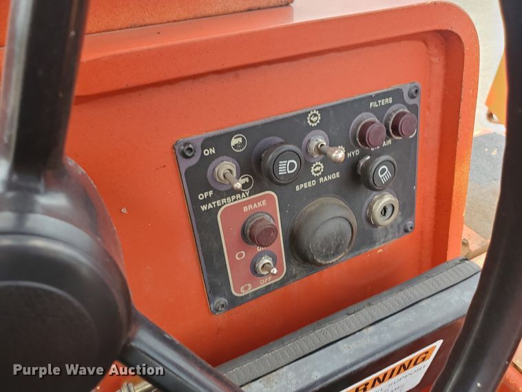 image for item KK9238 2000 Bomag BW11RH  pneumatic roller