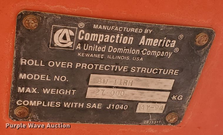 image for item KK9238 2000 Bomag BW11RH  pneumatic roller