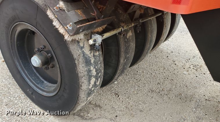 image for item KK9238 2000 Bomag BW11RH  pneumatic roller