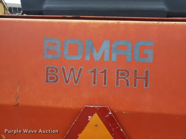 image for item KK9238 2000 Bomag BW11RH  pneumatic roller