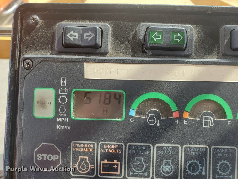 image for item KK9240 2001 John Deere 770CH  motor grader