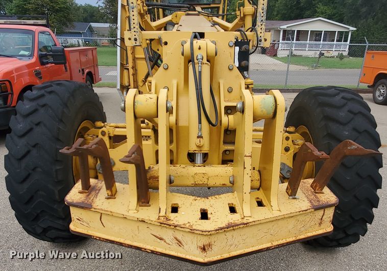 image for item KK9240 2001 John Deere 770CH  motor grader