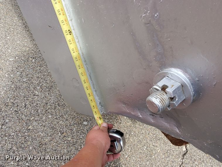 image for item KK9240 2001 John Deere 770CH  motor grader