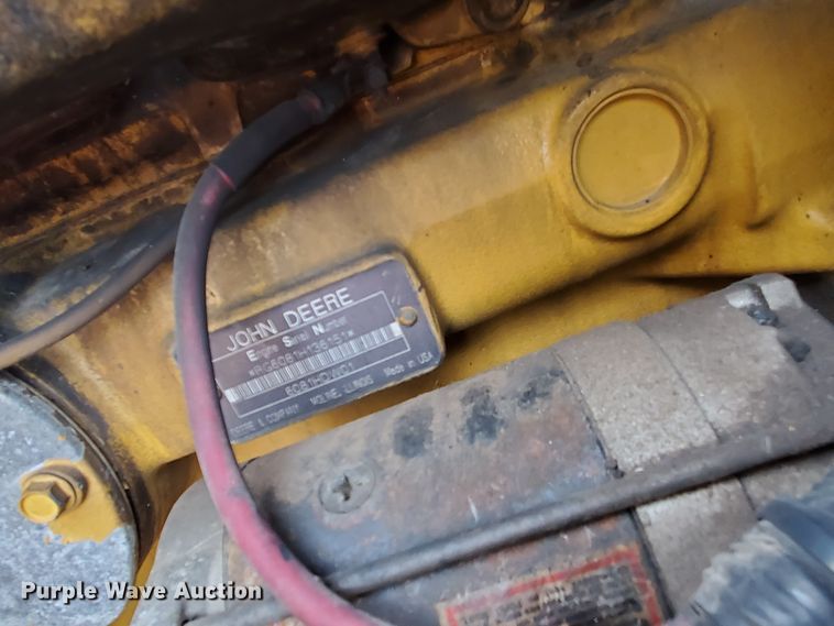 image for item KK9240 2001 John Deere 770CH  motor grader