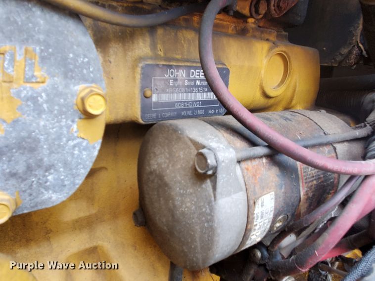 image for item KK9240 2001 John Deere 770CH  motor grader