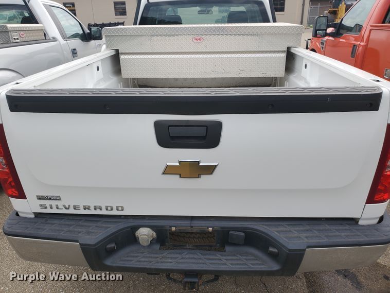 image for item KK9241 2009 Chevrolet Silverado 1500  Ext. Cab pickup truck