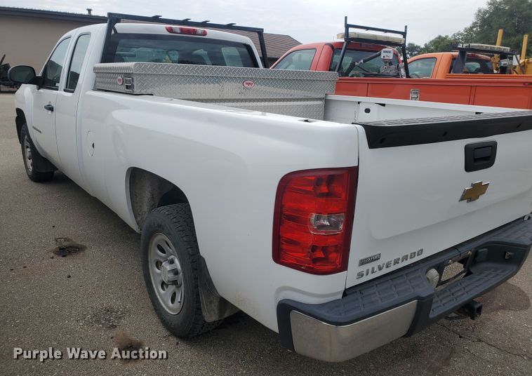 image for item KK9241 2009 Chevrolet Silverado 1500  Ext. Cab pickup truck
