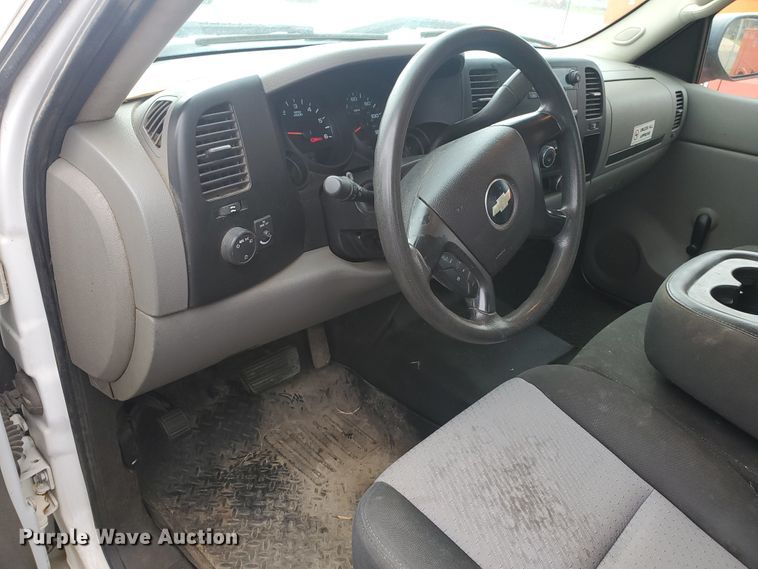 image for item KK9241 2009 Chevrolet Silverado 1500  Ext. Cab pickup truck