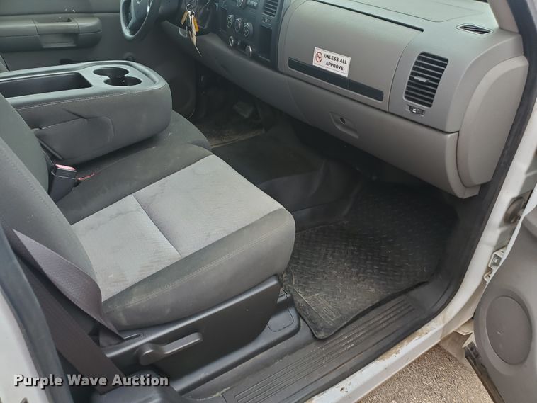 image for item KK9241 2009 Chevrolet Silverado 1500  Ext. Cab pickup truck