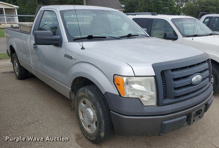 image for item KK9242 2009 Ford F150 XL  pickup truck