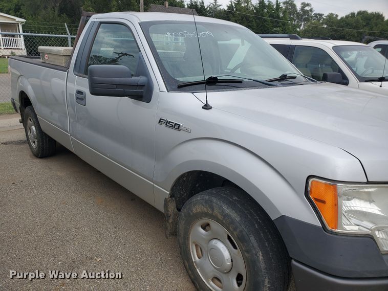 image for item KK9242 2009 Ford F150 XL  pickup truck