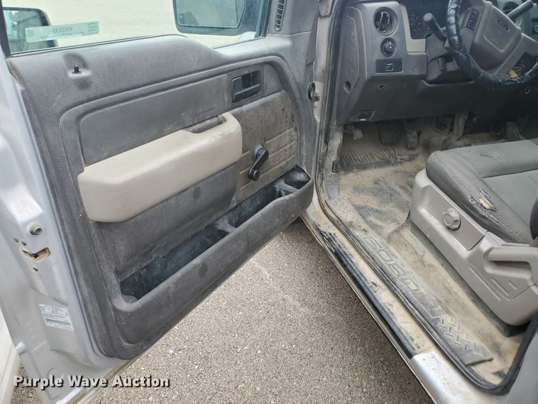 image for item KK9242 2009 Ford F150 XL  pickup truck