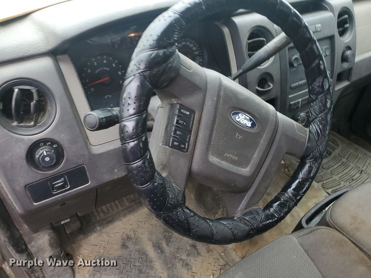 image for item KK9242 2009 Ford F150 XL  pickup truck