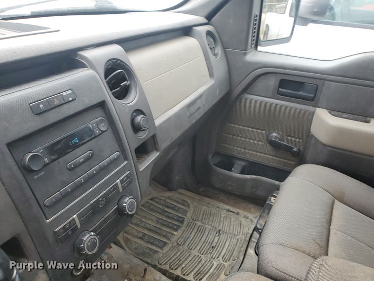 image for item KK9242 2009 Ford F150 XL  pickup truck