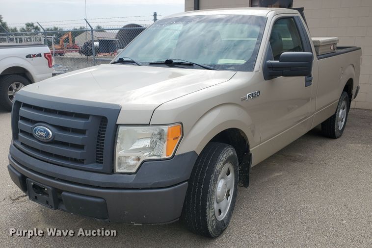 image for item KK9243 2009 Ford F150 XL  pickup truck